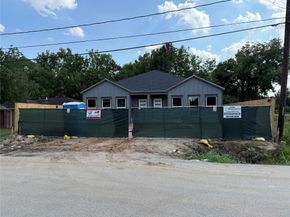 3655 Seabrook Street, Houston TX 77021