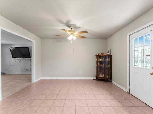 814 Isetta Lane, Houston TX 77060