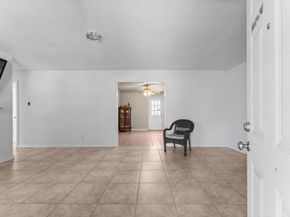 814 Isetta Lane, Houston TX 77060