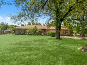 814 Isetta Lane, Houston TX 77060