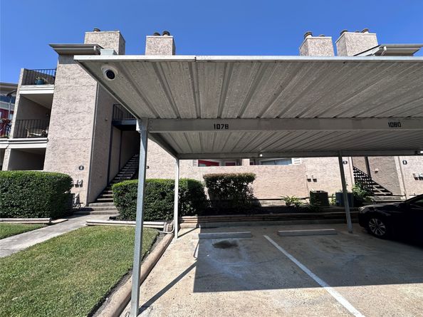 10855 Meadowglen Lane 928, Houston TX 77042
