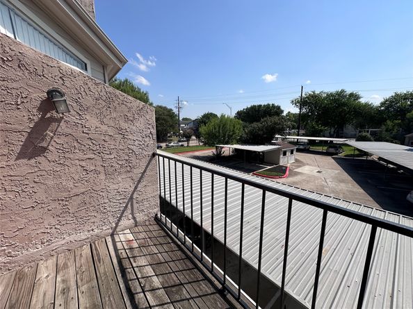10855 Meadowglen Lane 928, Houston TX 77042