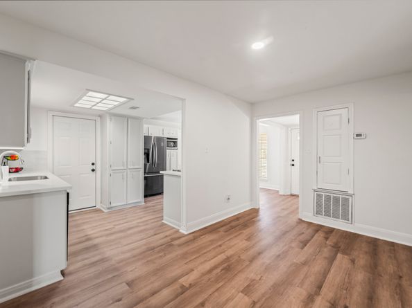 9231 Rockcliff Drive, Houston TX 77037