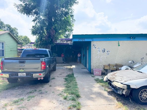 2705 Beatty Street, Houston TX 77023