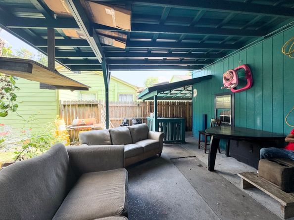 2705 Beatty Street, Houston TX 77023