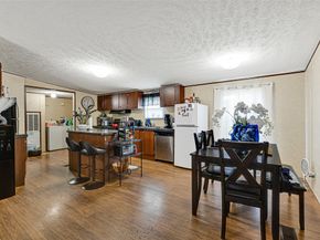 8502 C E King Parkway, Houston TX 77044