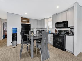 8502 C E King Parkway, Houston TX 77044