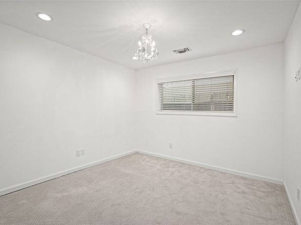 5834 Braesheather Drive, Houston TX 77096