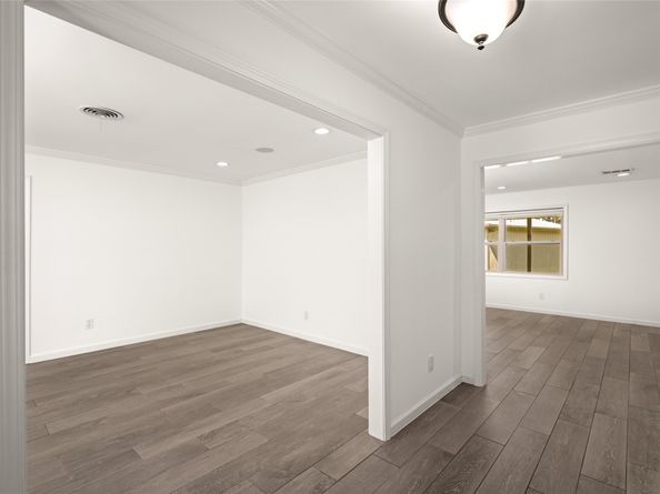 5834 Braesheather Drive, Houston TX 77096