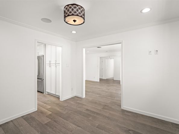 5834 Braesheather Drive, Houston TX 77096
