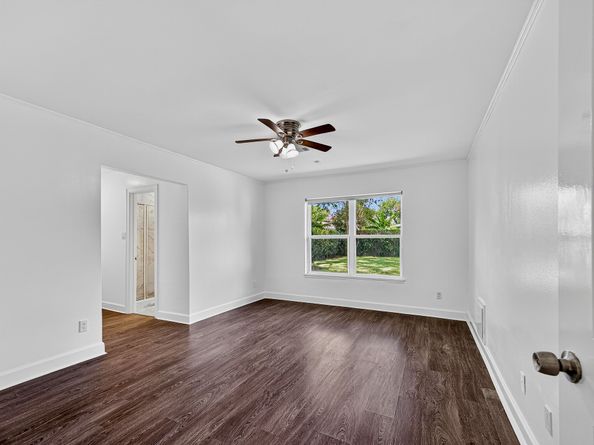 5702 Cheltenham Drive, Houston TX 77096