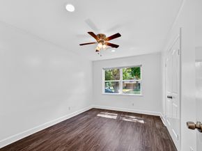 5702 Cheltenham Drive, Houston TX 77096