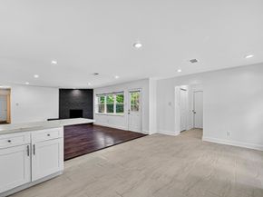 5702 Cheltenham Drive, Houston TX 77096