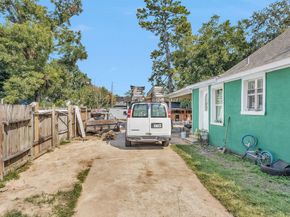 9410 Dandy Street, Houston TX 77016