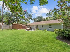 1903 Mill Creek Drive Drive, Houston TX 77008