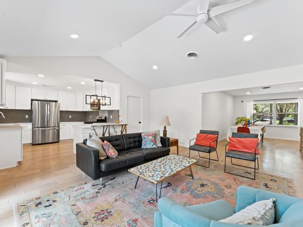 1903 Mill Creek Drive Drive, Houston TX 77008