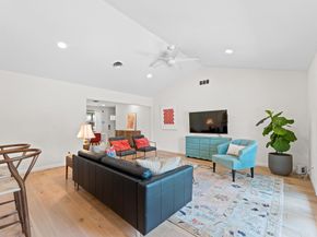 1903 Mill Creek Drive Drive, Houston TX 77008