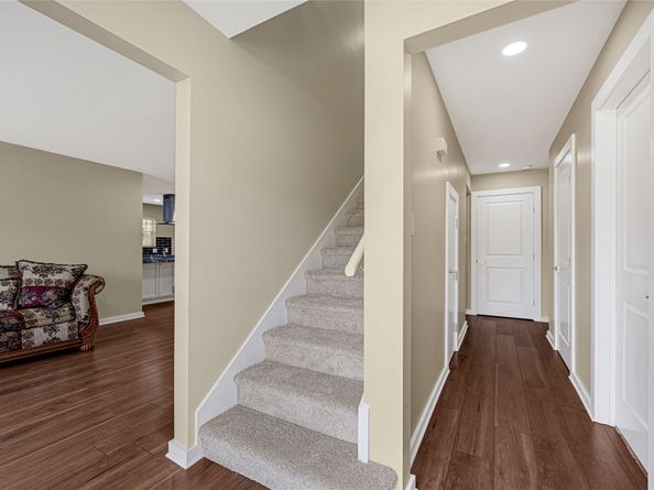 8615 Glenaire Street, Houston TX 77061