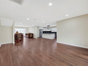 8615 Glenaire Street, Houston TX 77061