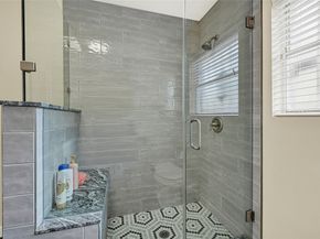 8615 Glenaire Street, Houston TX 77061