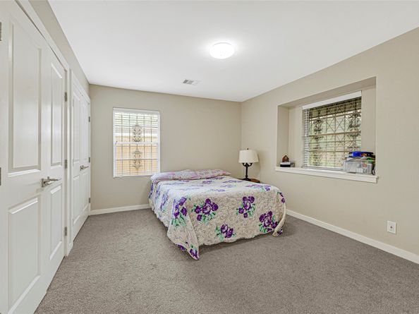 8615 Glenaire Street, Houston TX 77061