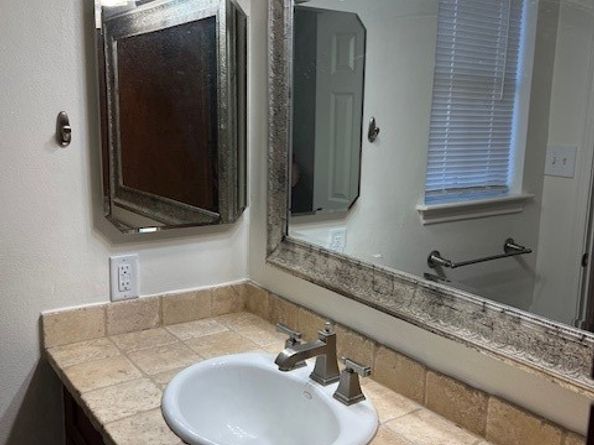 3200 Bellefontaine Street 65, Houston TX 77025