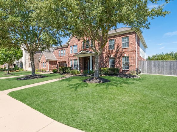 21602 W Gold Buttercup Court, Cypress TX 77433