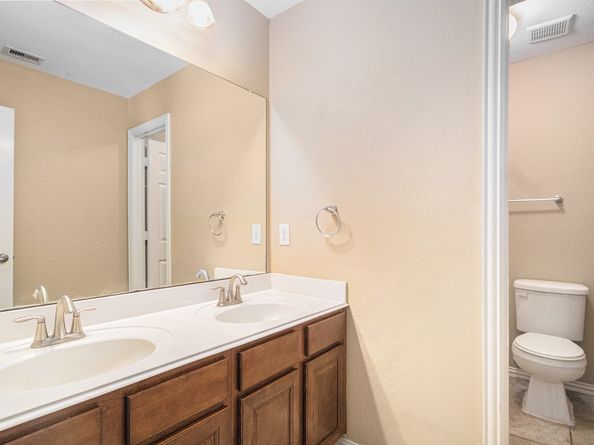 13826 Mckinney Creek Lane, Houston TX 77044