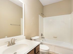 13826 Mckinney Creek Lane, Houston TX 77044
