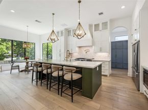 1913 Ebony Lane, Houston TX 77018