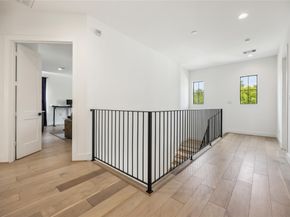 1913 Ebony Lane, Houston TX 77018