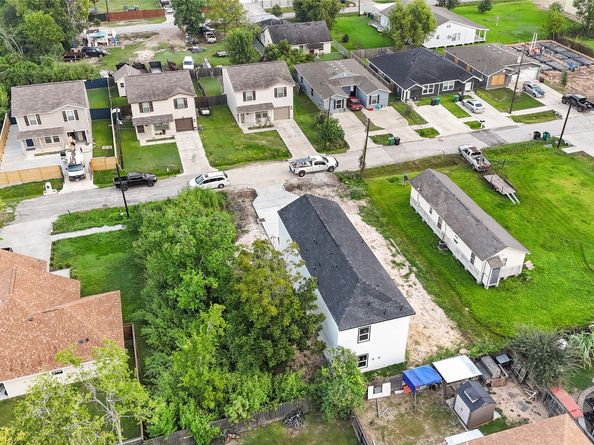 9708 Stedman Street A/B, Houston TX 77029