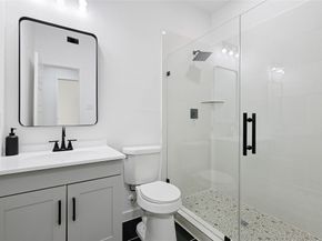 9708 Stedman Street A/B, Houston TX 77029