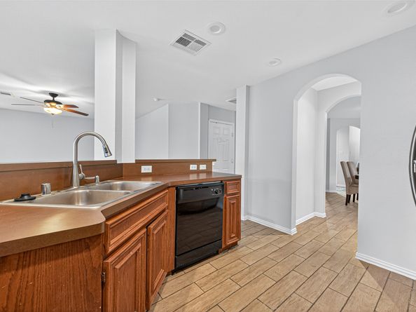 15826 Lost Anchor Way Lane, Houston TX 77044