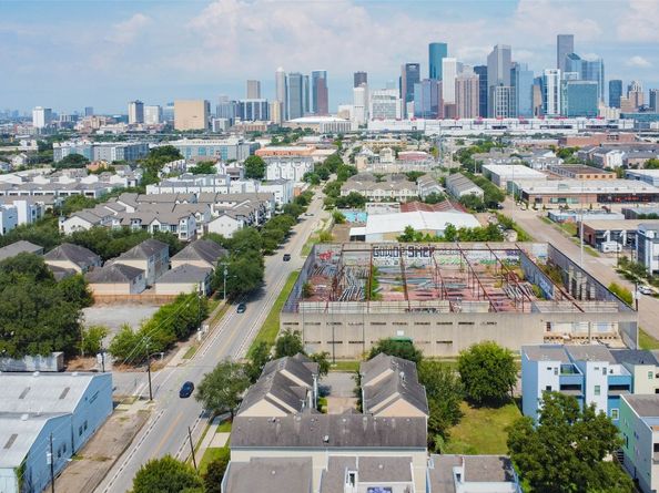 1203 Ennis Street, Houston TX 77003