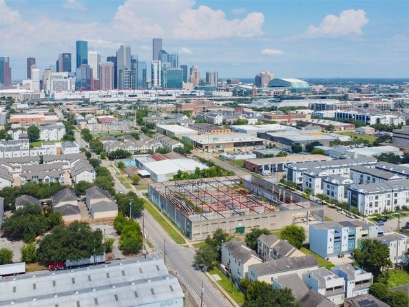 1203 Ennis Street, Houston TX 77003