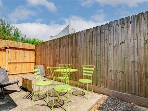 1203 Ennis Street, Houston TX 77003