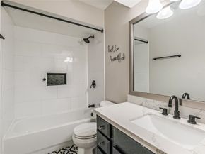 11550 Chimney Rock Unit 400 Road, Houston TX 77035