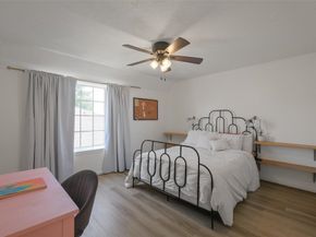 11550 Chimney Rock Unit 400 Road, Houston TX 77035
