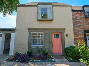11550 Chimney Rock Unit 400 Road, Houston TX 77035