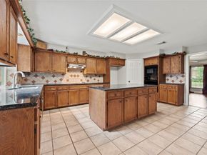 7403 Foxton Place Court, Houston TX 77095