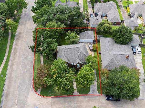 7403 Foxton Place Court, Houston TX 77095