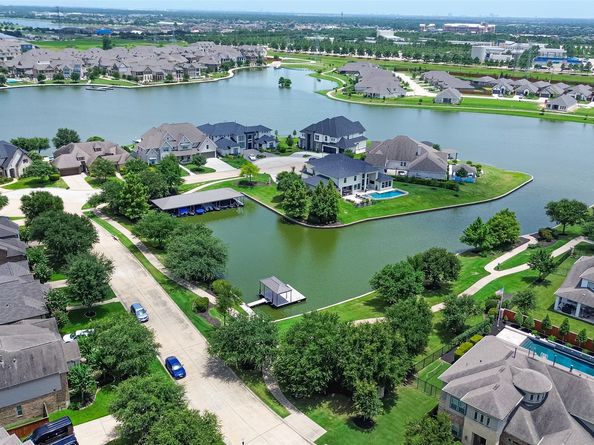 18806 Dove Creek Springs Trail, Cypress TX 77433