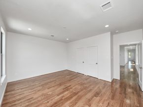 4541 Walker St, Houston TX 77023