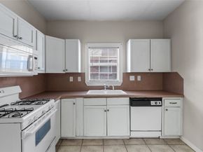 2218 Arbor Street, Houston TX 77004