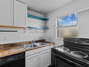 2218 Arbor Street, Houston TX 77004