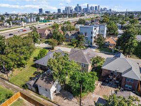 2218 Arbor Street, Houston TX 77004