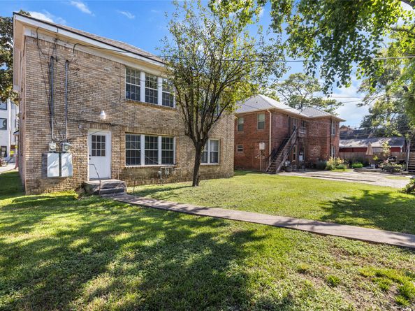 2218 Arbor Street, Houston TX 77004