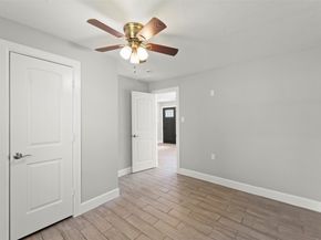 729 Caperton Street, Houston TX 77022