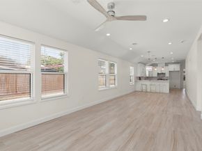 729 Caperton Street, Houston TX 77022